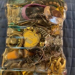 Assorted Women's Accessories Set